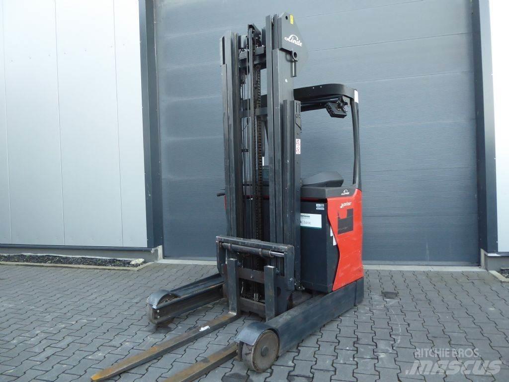 Linde R16-01 Reach truck