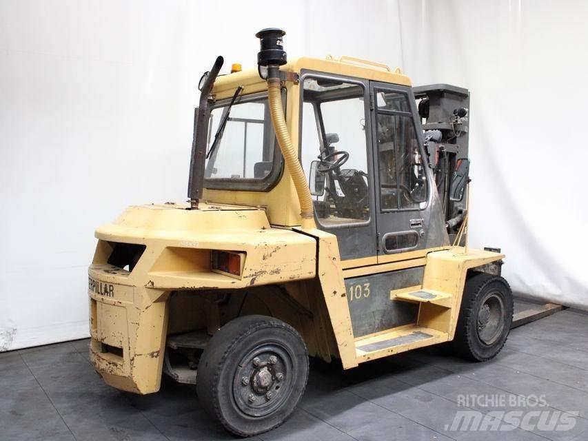 CAT DP 60 Diesel trucks