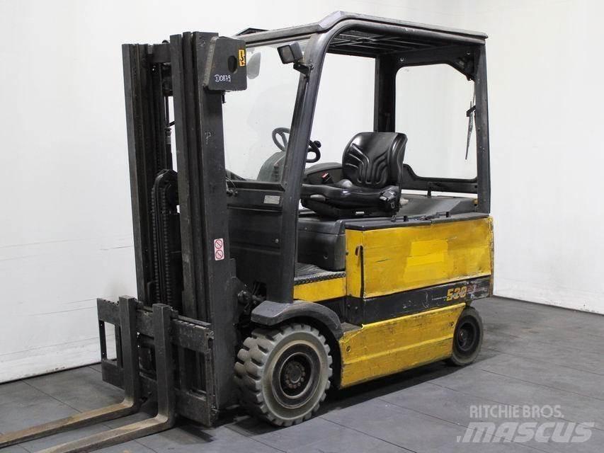 OM E 30 AC Electric forklift trucks