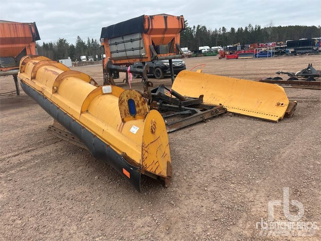 AT 10-12 Other road and snow machines