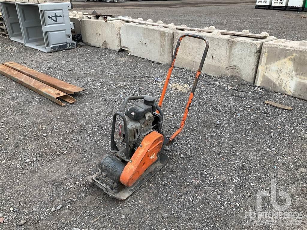 Belle LX3251 Plate compactors