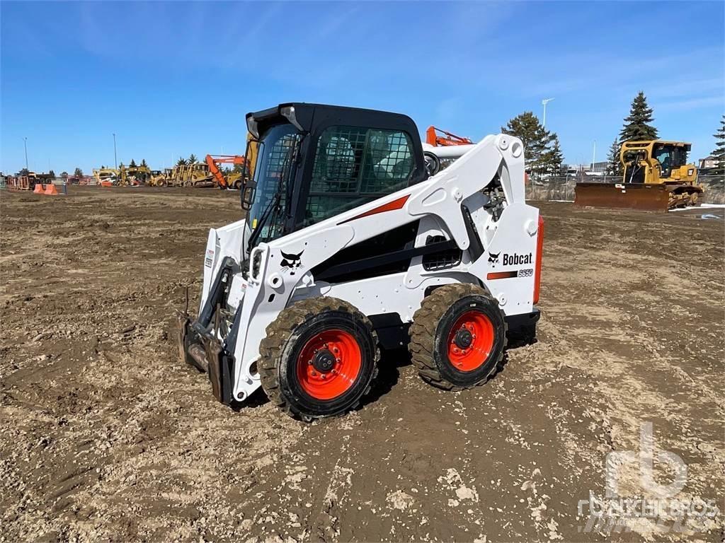 Bobcat S650 Skid steer loaders