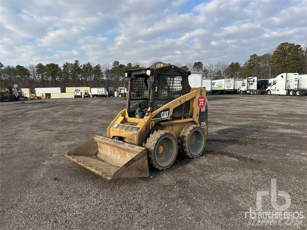 CAT 226 Skid steer loaders
