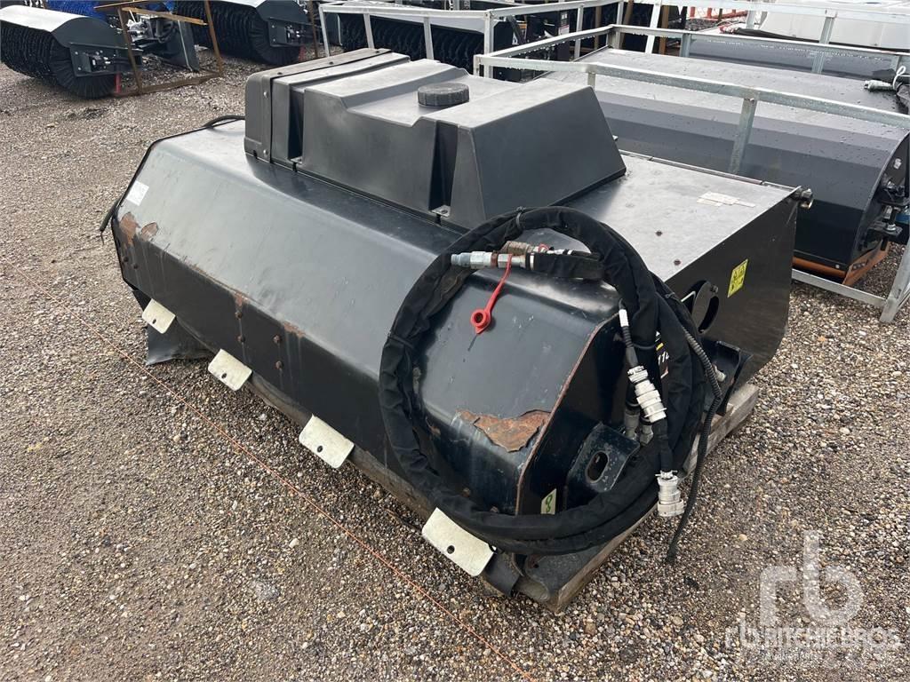 CAT BU118 Sweeper trucks