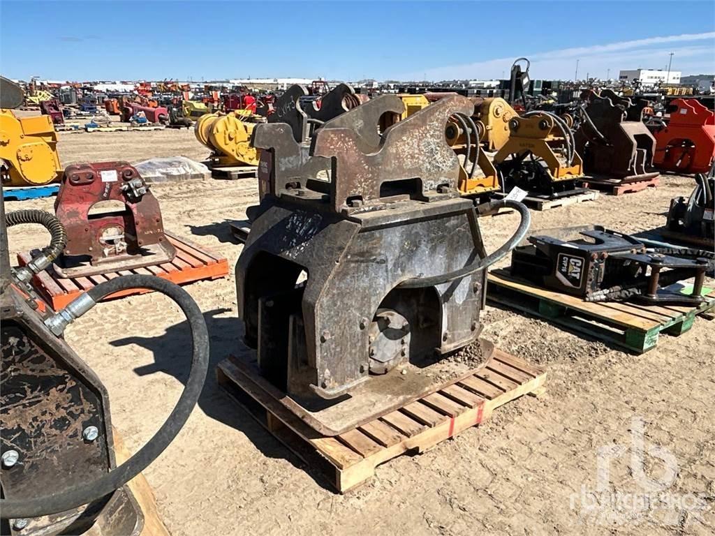CAT CVP75 Plate compactors
