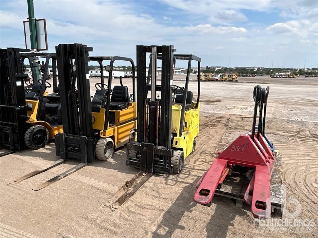 Clark C500-30 Diesel trucks
