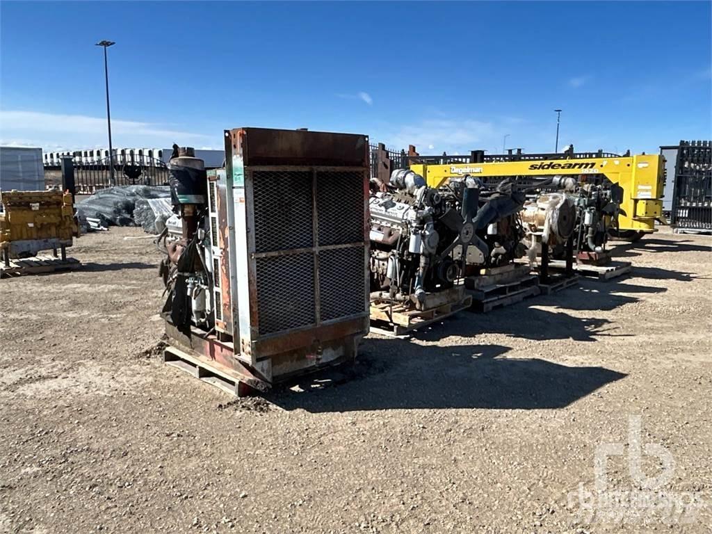 Detroit 8V71 Engines