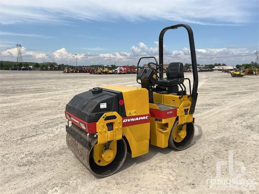 Dynapac CC-102 Twin drum rollers