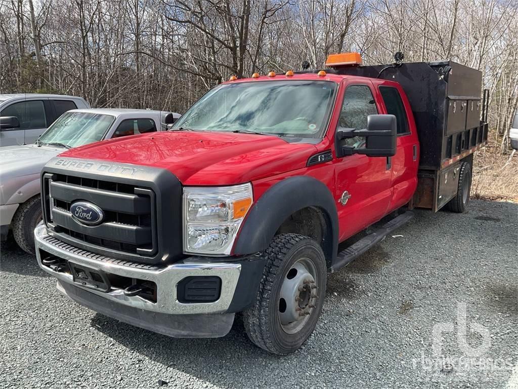Ford F-550 Flatbed / Dropside trucks