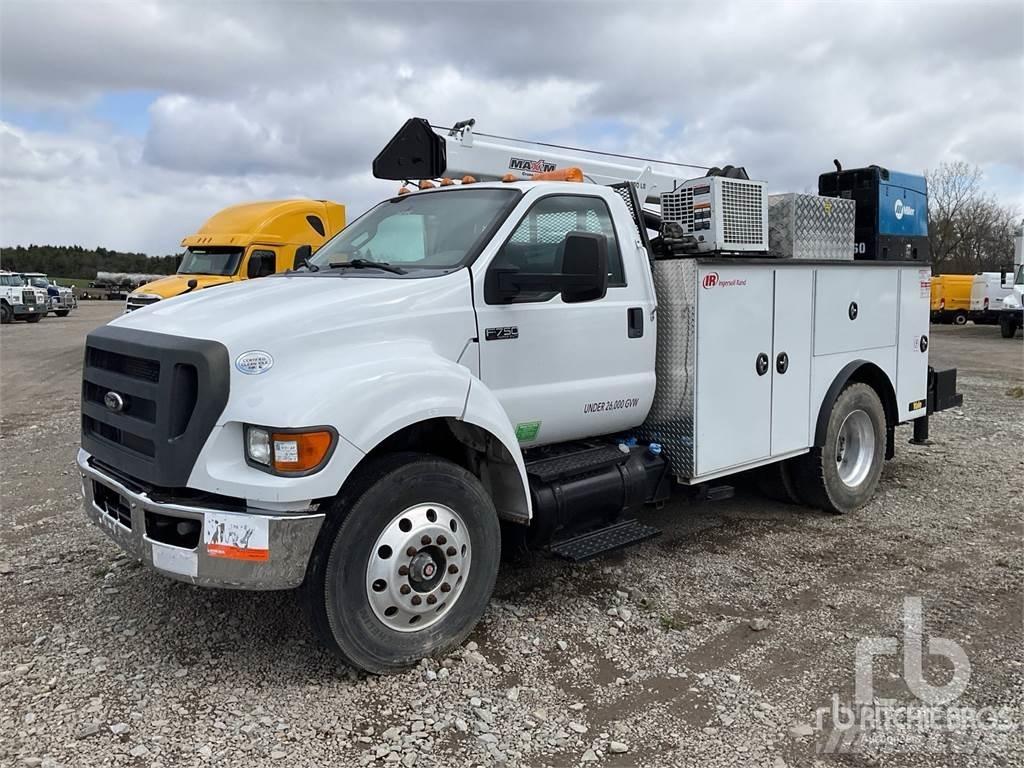 Ford F-750 Municipal / general purpose vehicles