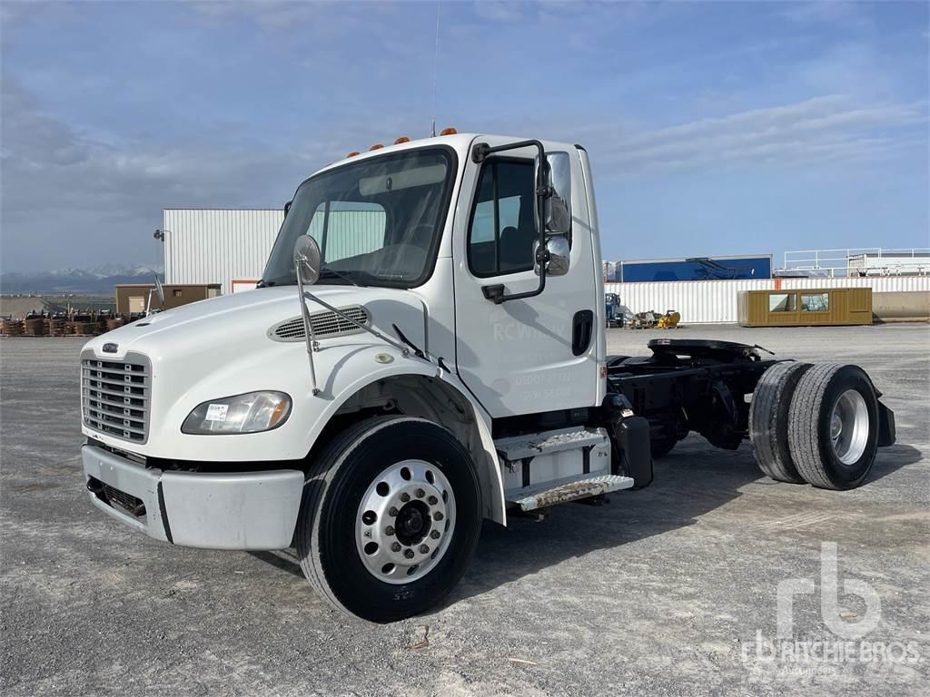 Freightliner M2 Prime Movers