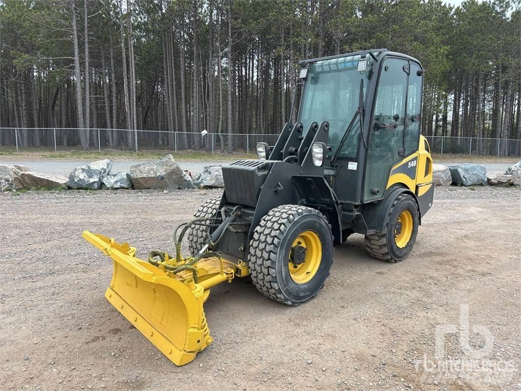 Gehl AL540 Snow blades and plows