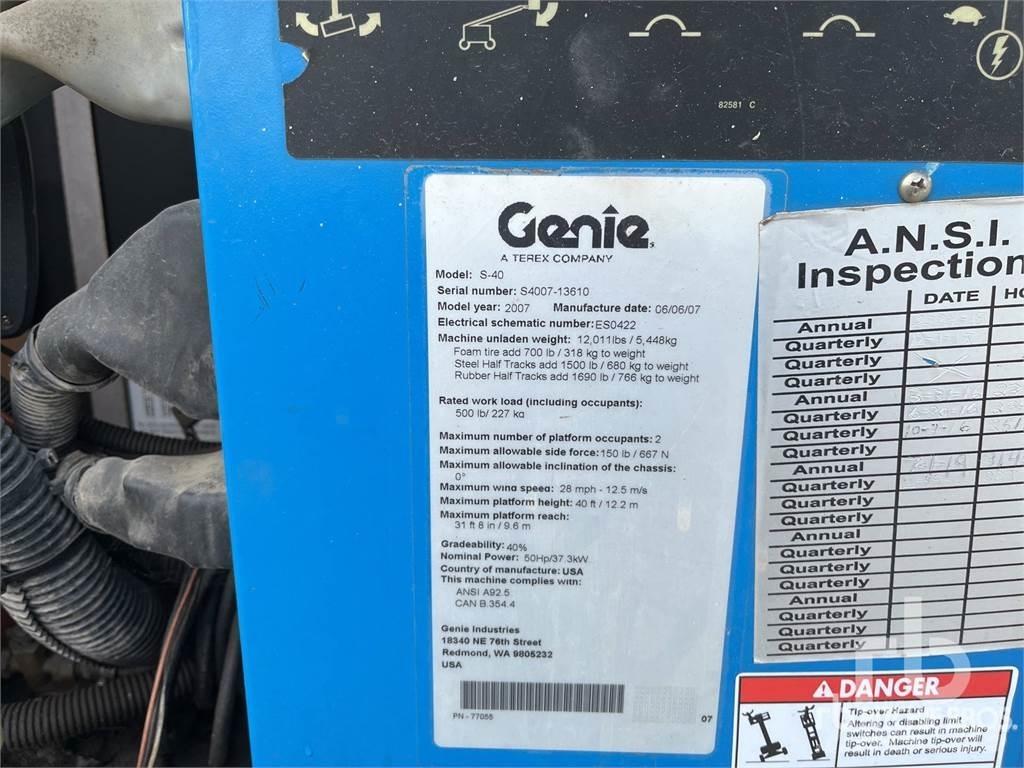 Genie S40 Articulated boom lifts