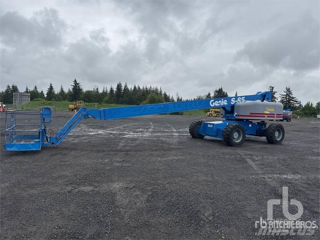 Genie S85 Articulated boom lifts