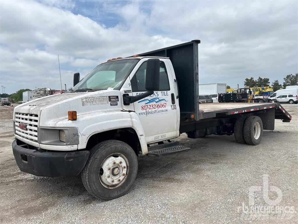GMC C5500 Flatbed / Dropside trucks