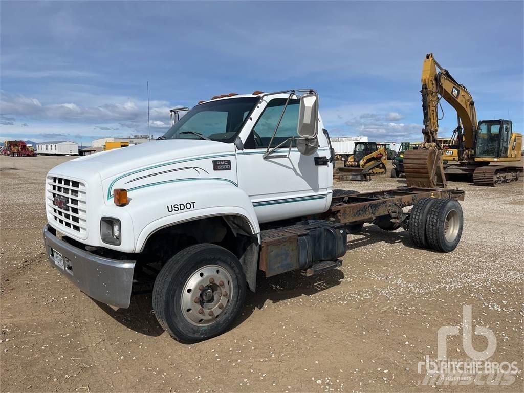 GMC TOPKICK Chassis Cab trucks