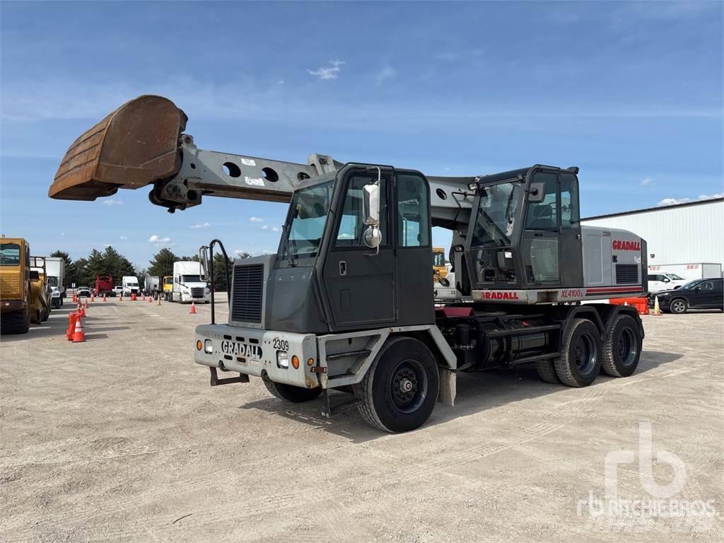 Gradall XL4100 Wheeled excavators