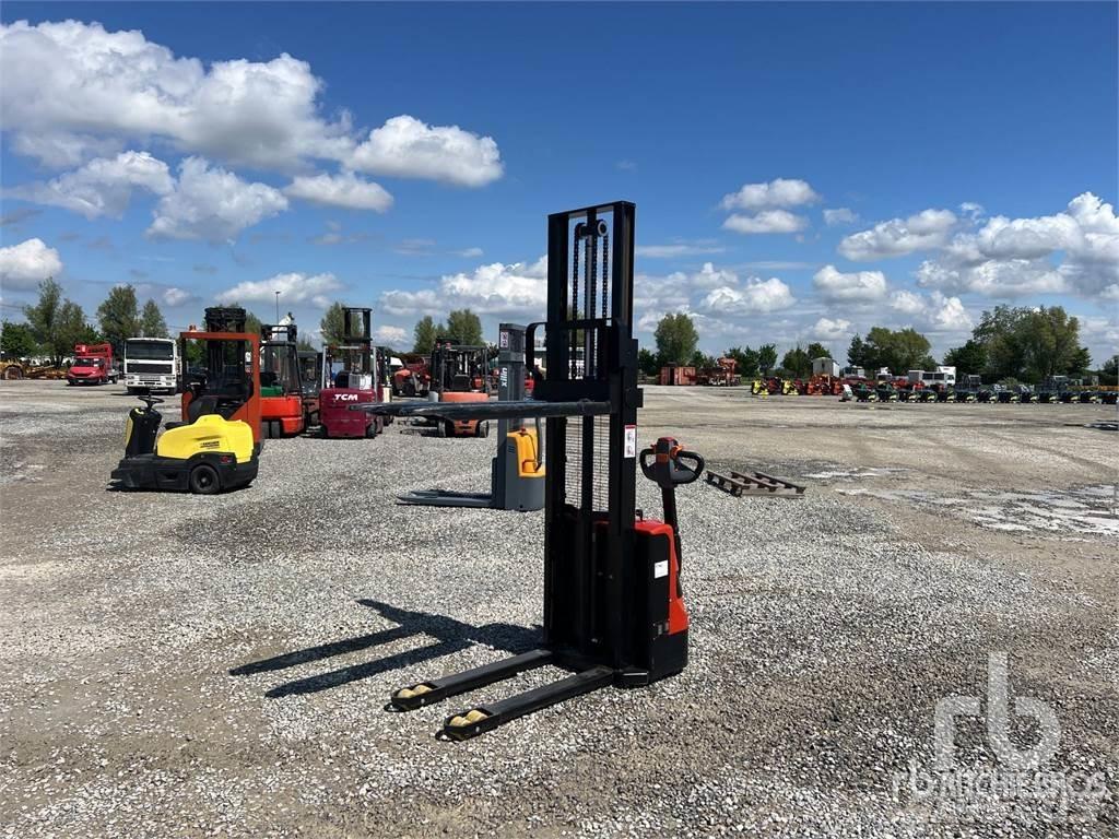 Heli CDD12J Electric forklift trucks
