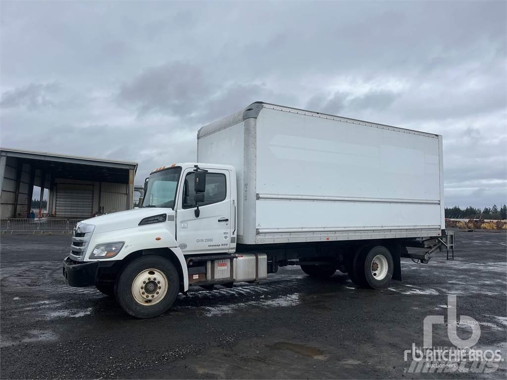 Hino 268 Panel vans