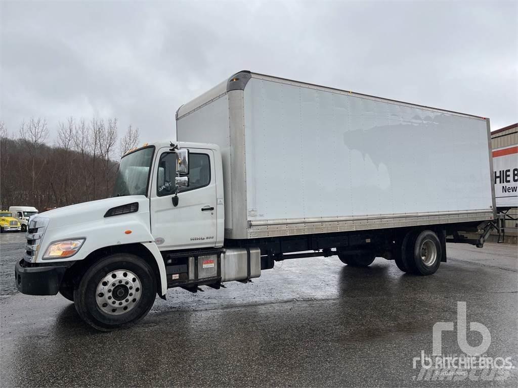 Hino 268 Panel vans