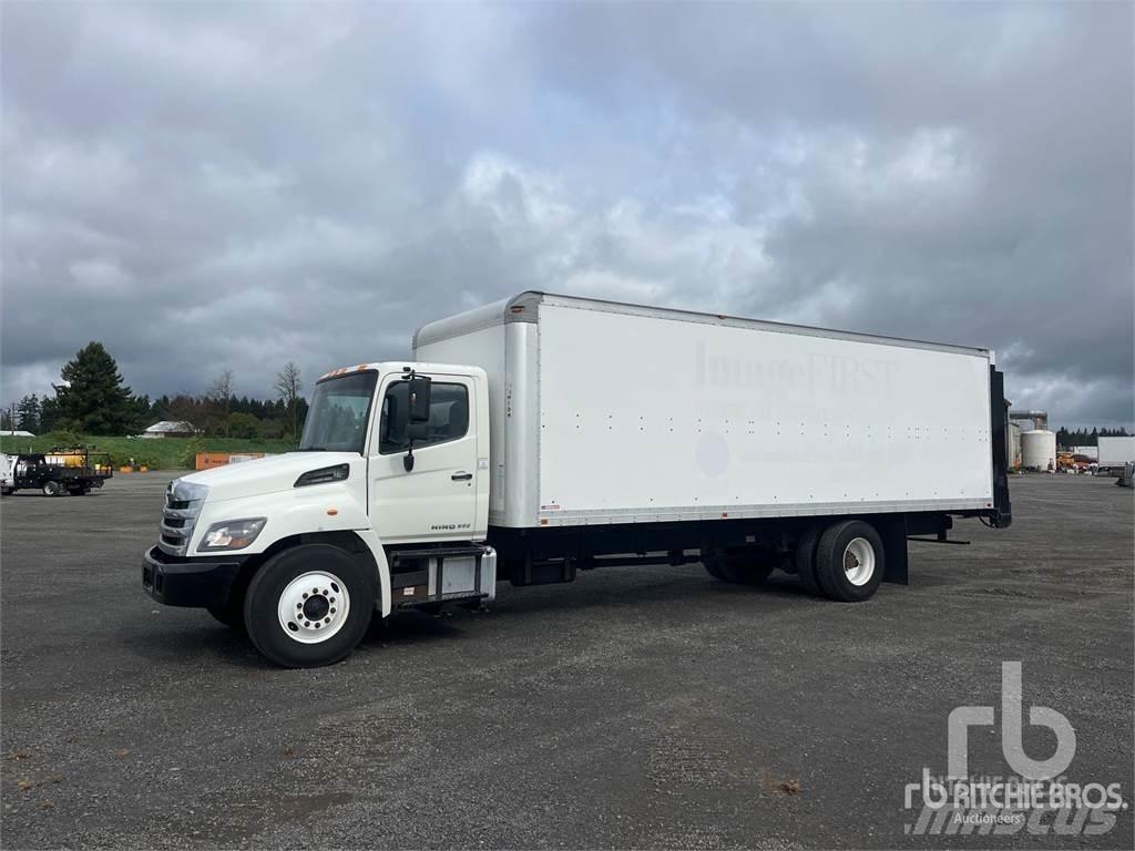 Hino 268 Panel vans