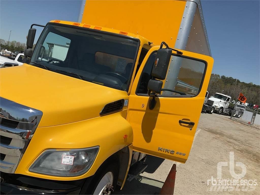 Hino 338 Panel vans