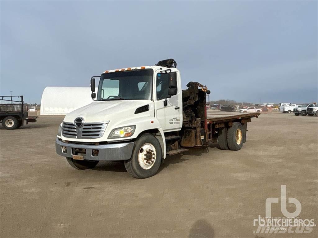 Hino 338 Truck mounted cranes