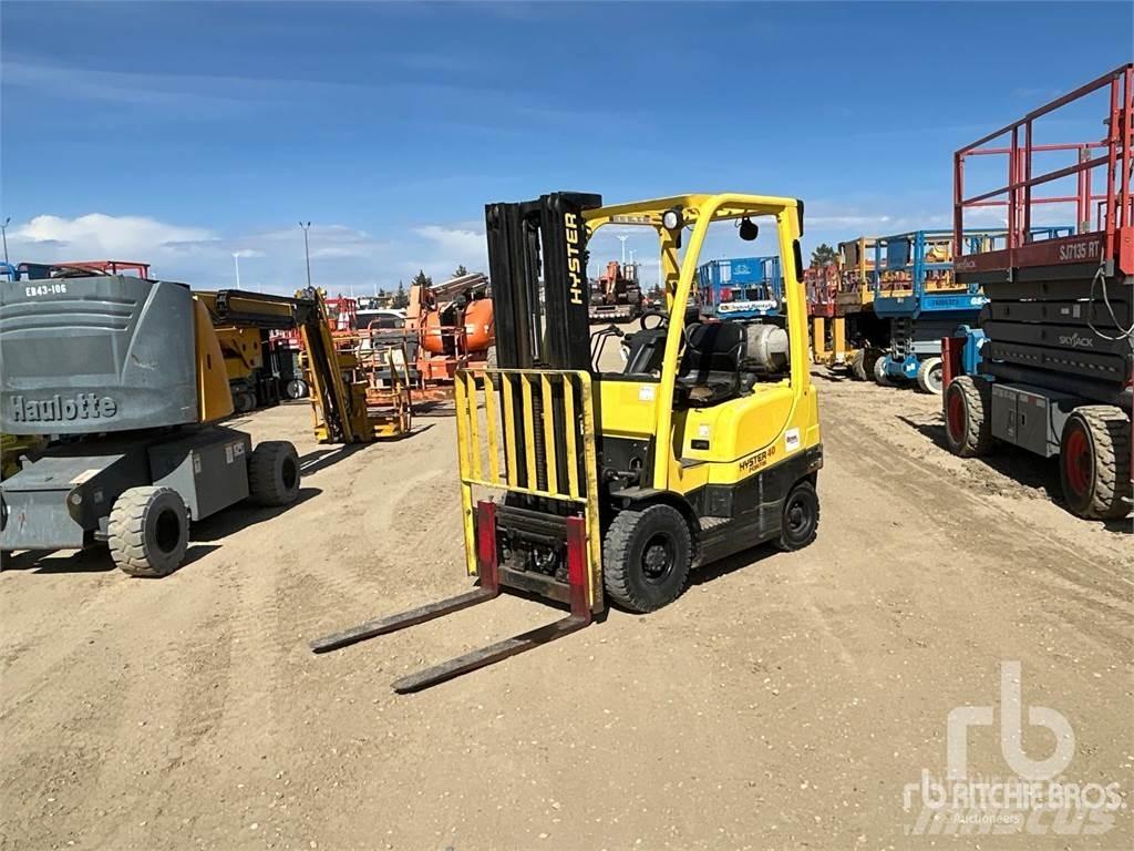 Hyster H40FTS Diesel trucks