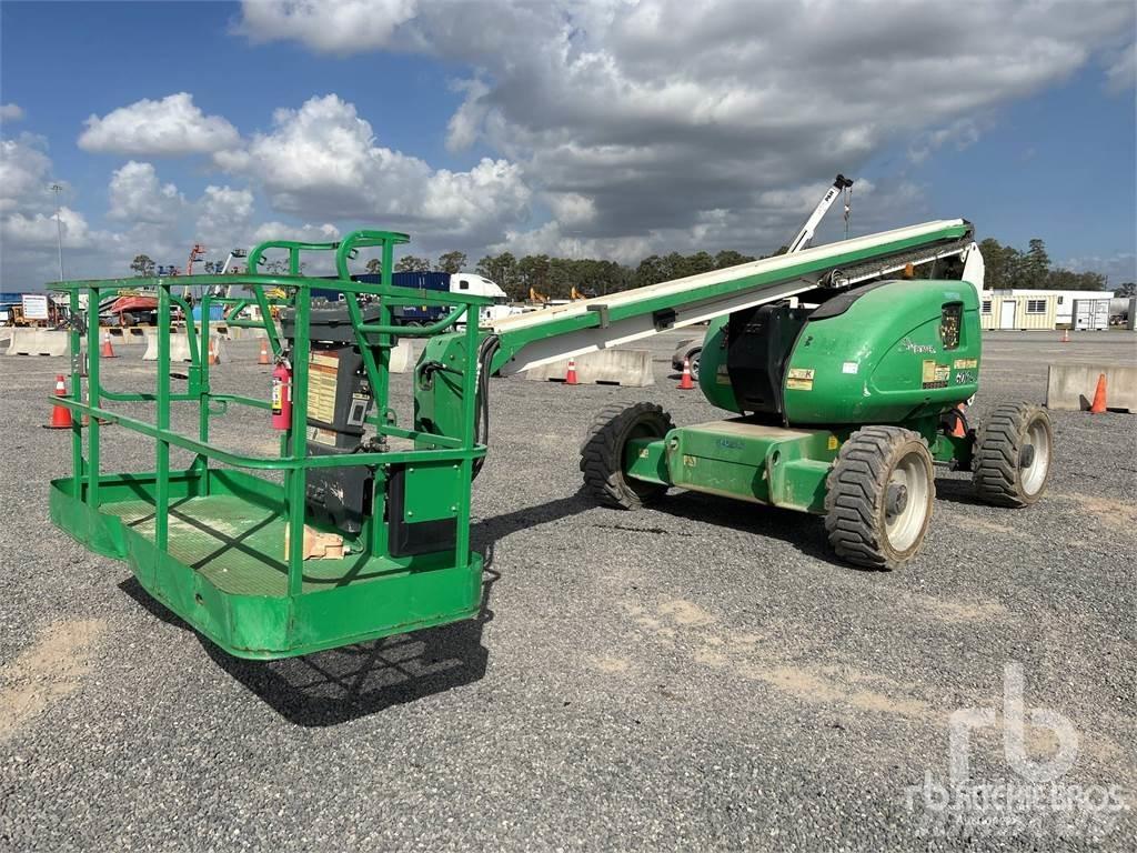 JLG 600A Articulated boom lifts