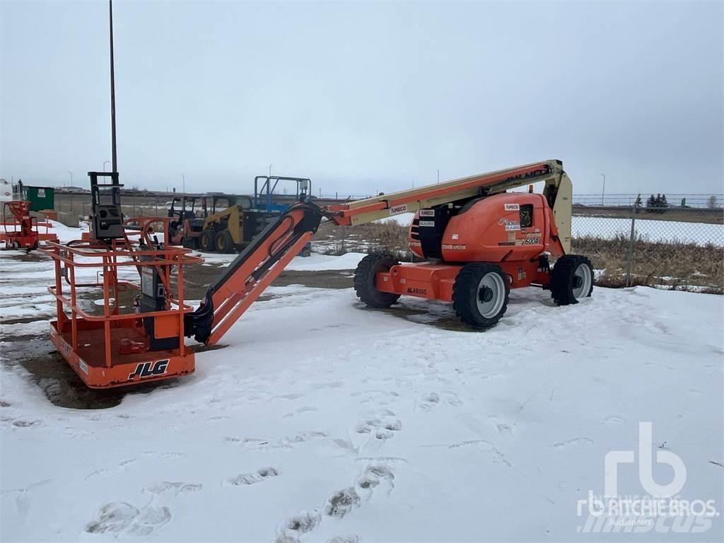 JLG 600AJ Articulated boom lifts