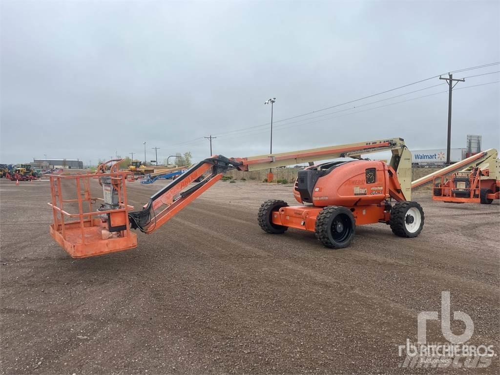 JLG 600AJ Articulated boom lifts
