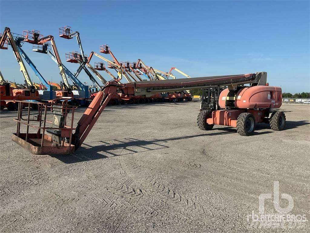 JLG 860SJ Articulated boom lifts