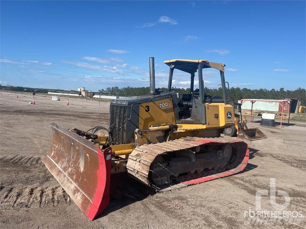 John Deere 700J Crawler dozers