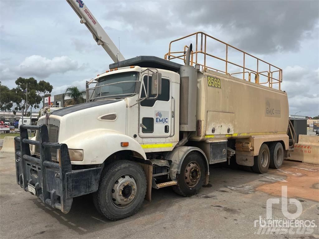 Kenworth T359 Water bowser