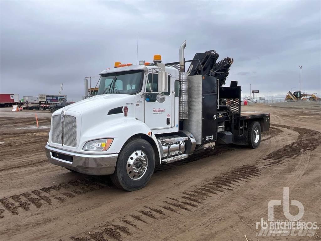 Kenworth T370 Truck mounted cranes