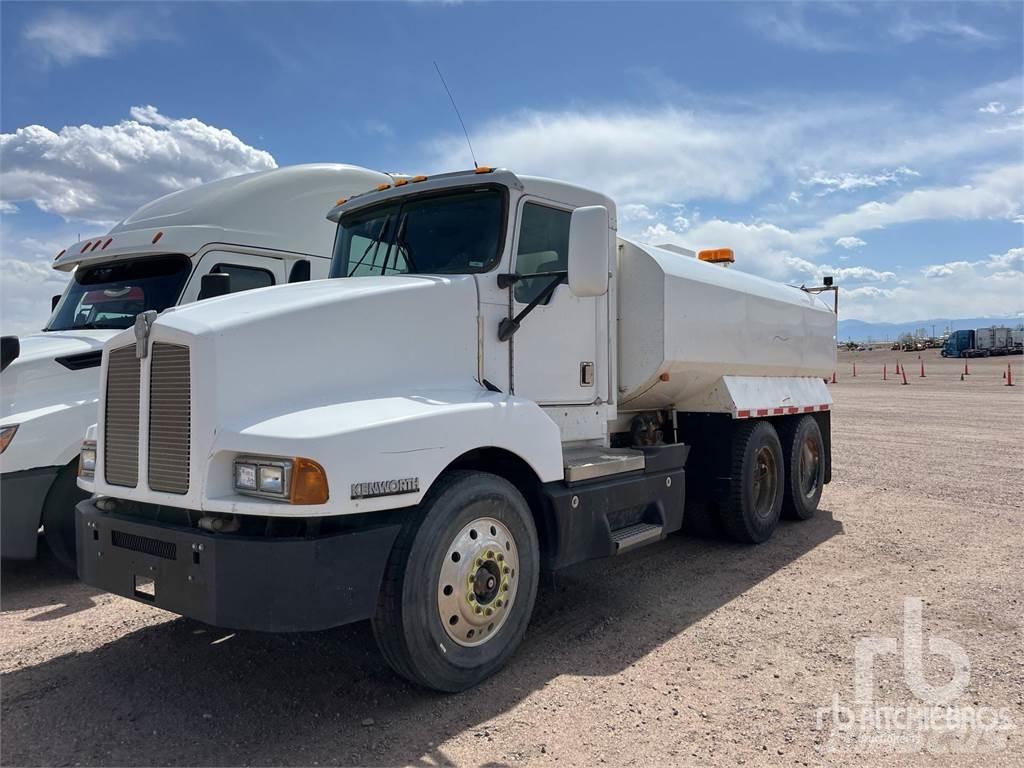 Kenworth T600 Water bowser