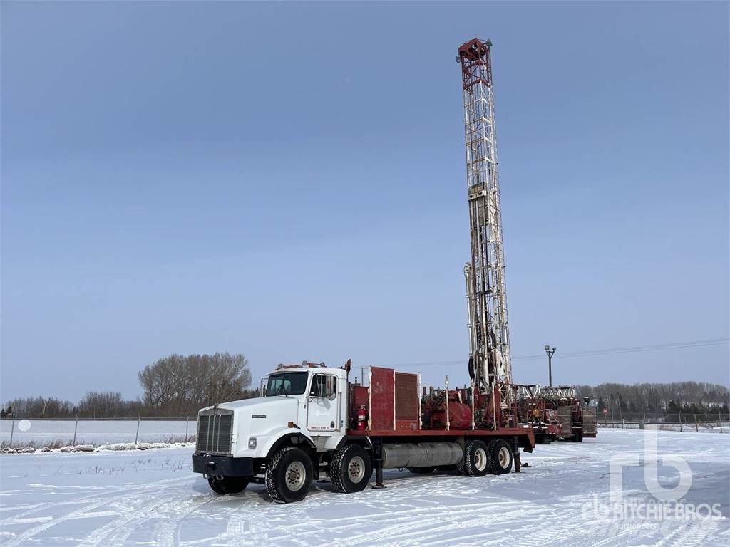Kenworth T800 Truck mounted drill rig