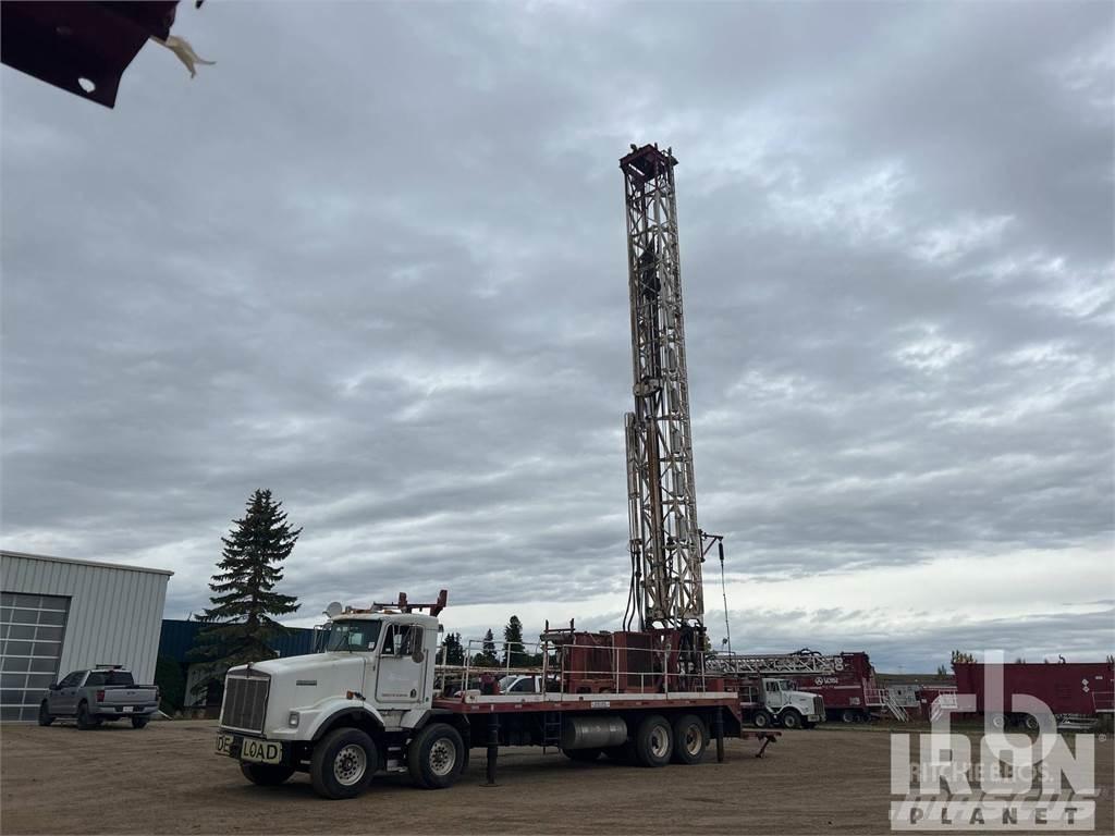 Kenworth T800 Truck mounted drill rig