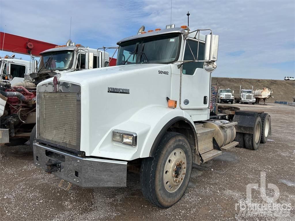 Kenworth T800 Prime Movers