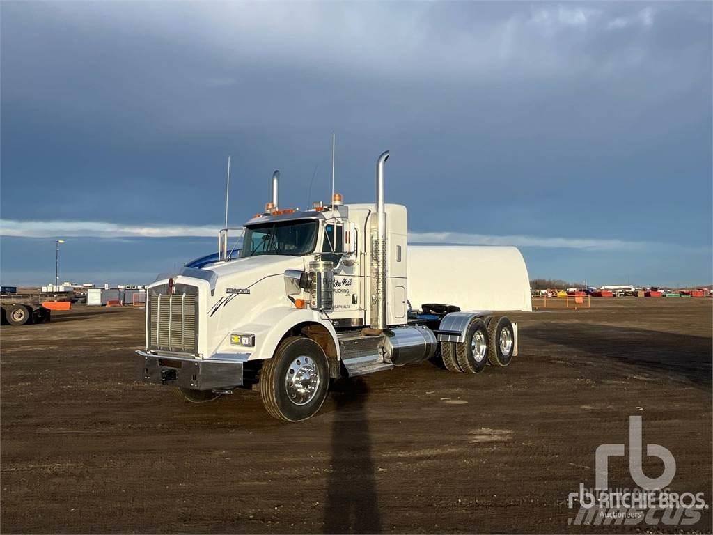 Kenworth T800 Prime Movers