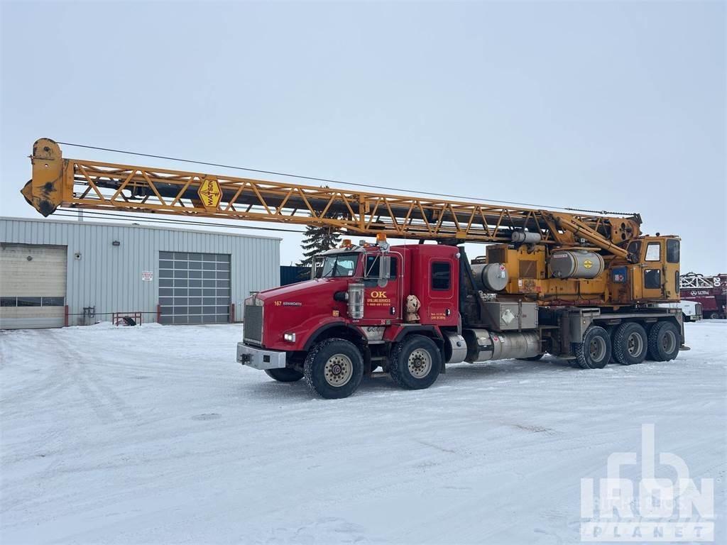 Kenworth T800 Truck mounted drill rig