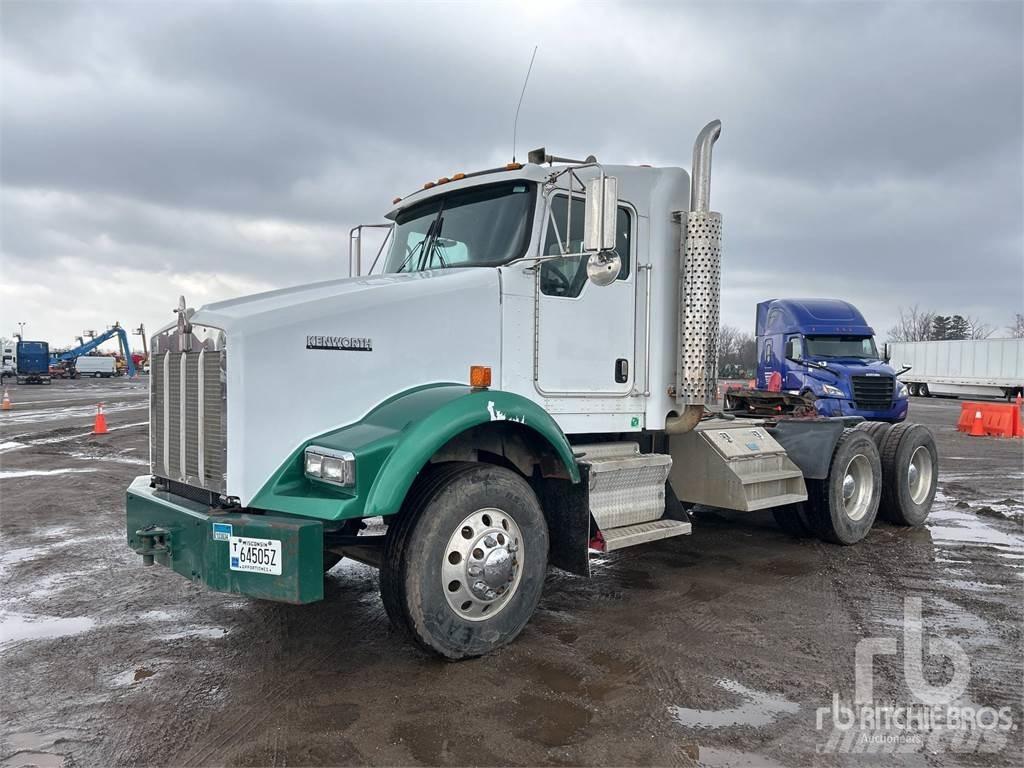 Kenworth T800 Prime Movers