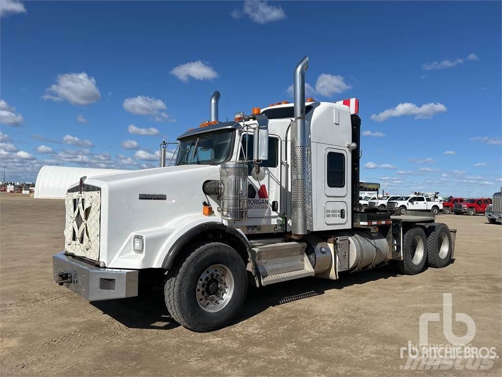 Kenworth T800 Beavertail Flatbed / winch trucks