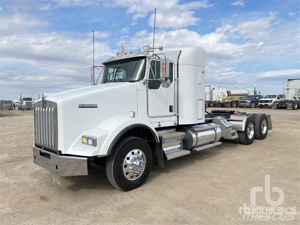 Kenworth T800 Prime Movers