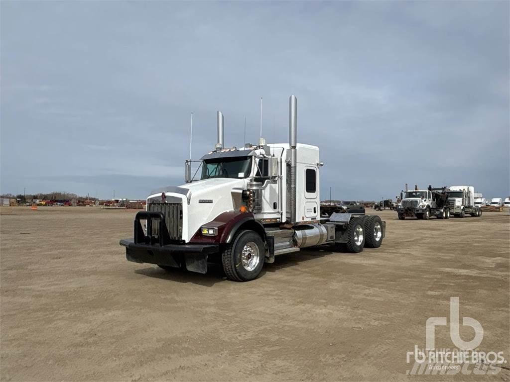 Kenworth T800 Prime Movers