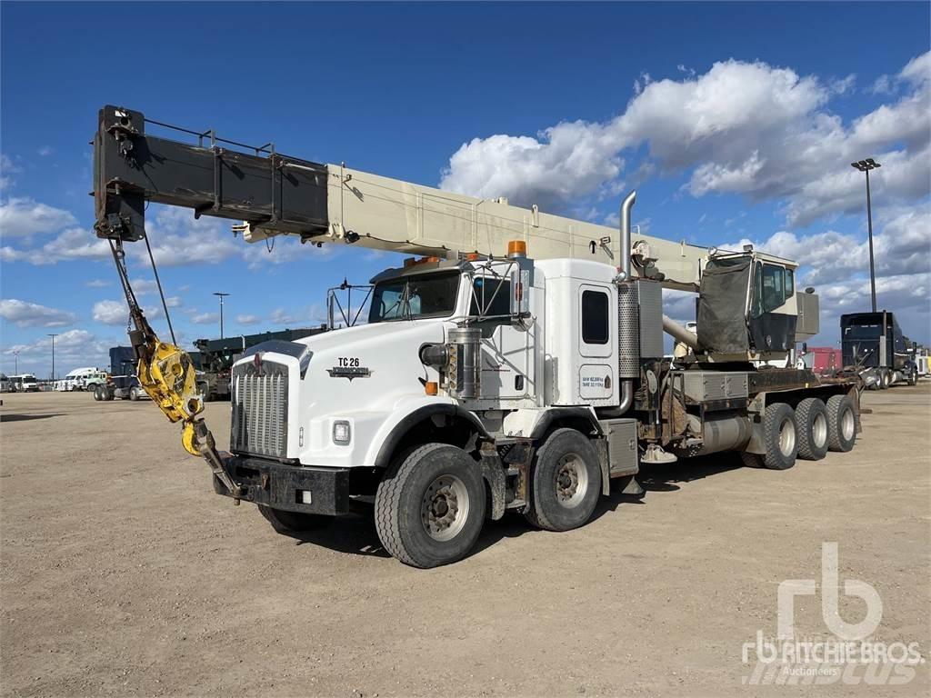 Kenworth T800 Truck mounted cranes