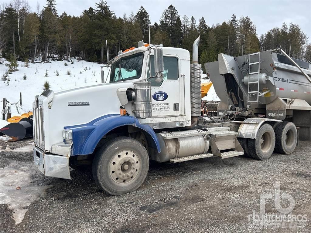 Kenworth T800 Prime Movers
