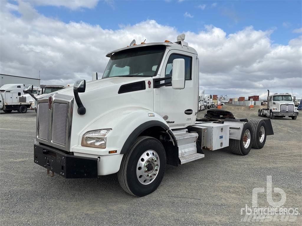 Kenworth T880 Prime Movers