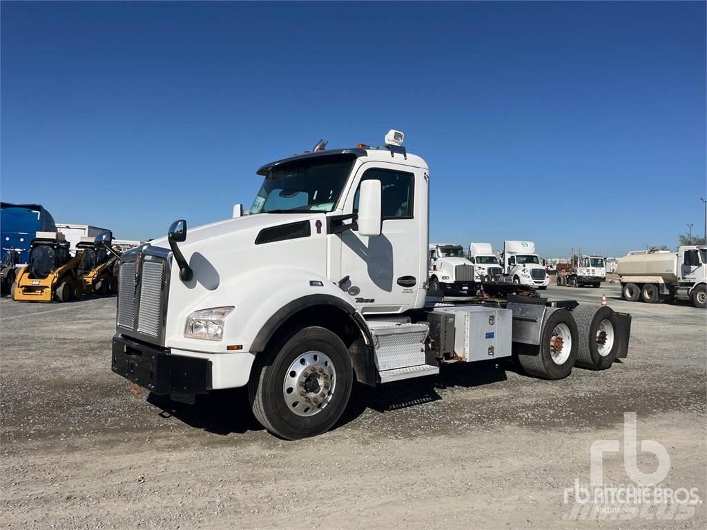 Kenworth T880 Prime Movers