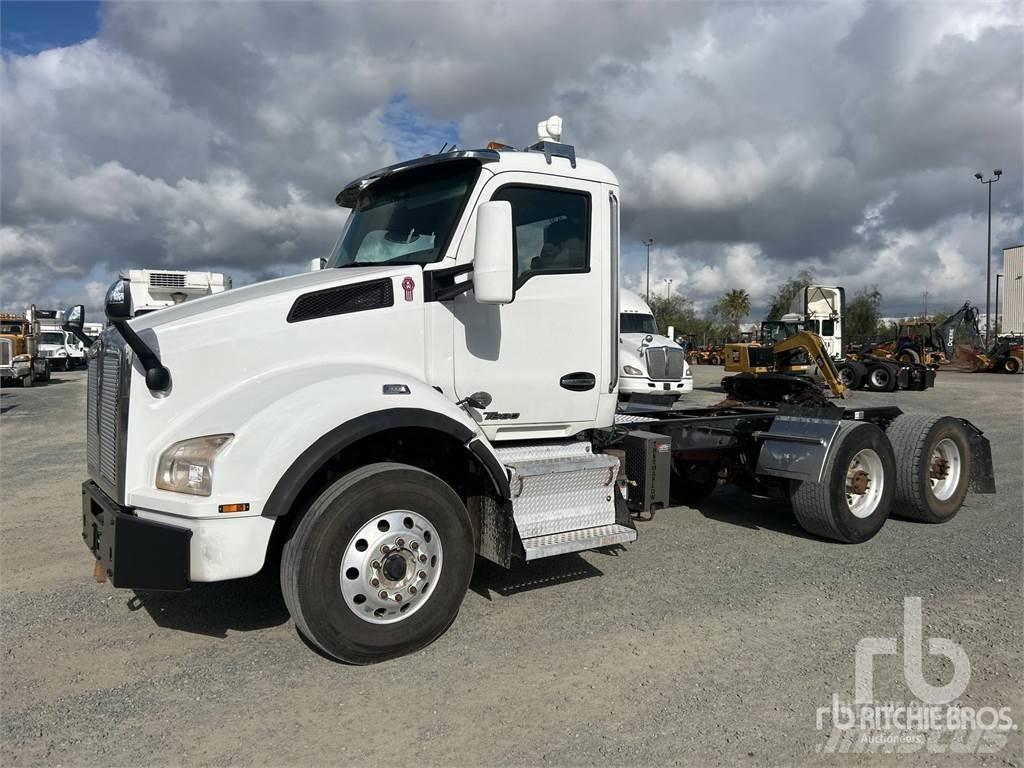 Kenworth T880 Prime Movers